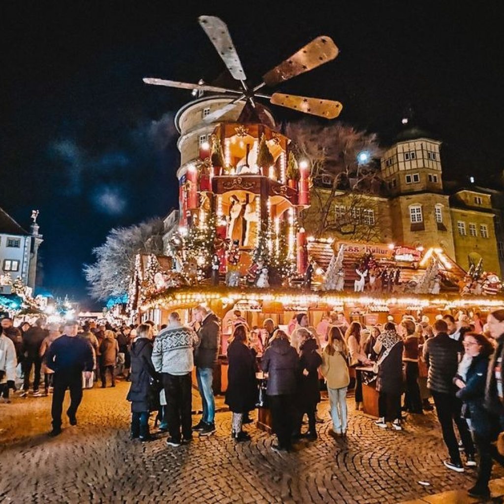 Stuttgart Christmas Market Tour: Explore the Magic - Private Tour Stuttgart