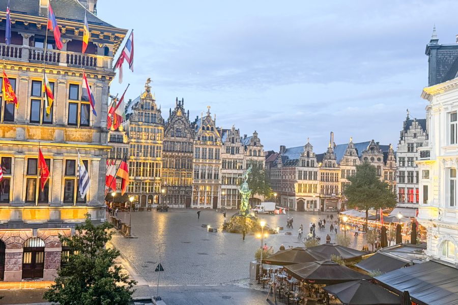 Antwerp Antwerp Old Town Walking Tour Past Het Steen Castle Private Tour by local